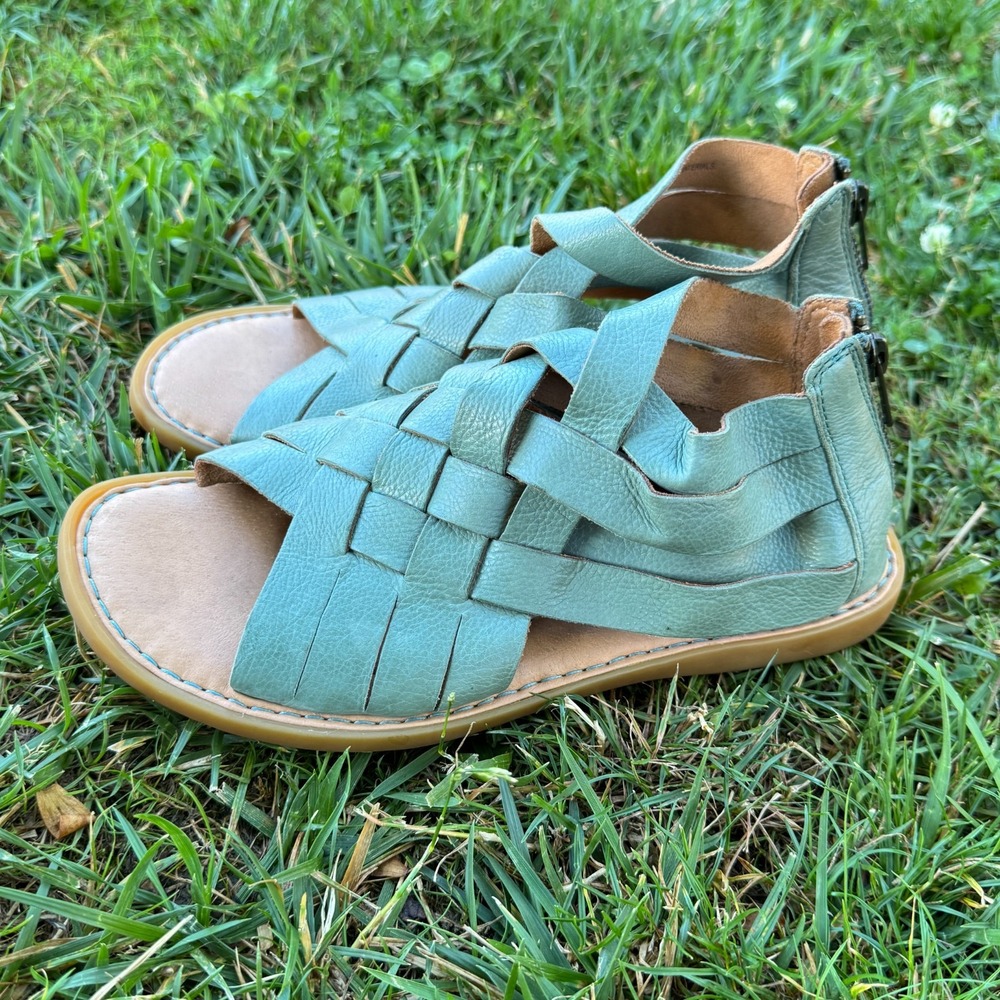 Born Iwa Woven Sandals Womens US 6 M Turquoise Boho Leather Back Zip
